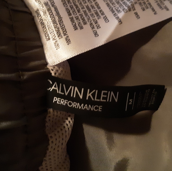Calvin Klein Performance Joggers M EUC - Picture 11 of 11